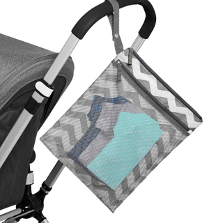 2021 Custom Logo Reusable Nappy Diaper Bag with Mesh Pocket Washable Polyester Baby Cloth Wet Dry Bags